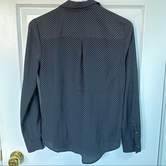 3/$30 ✿ Juicy Couture Polka Dot Button Down Dress Shirt Size XS - Picture 2 of 3